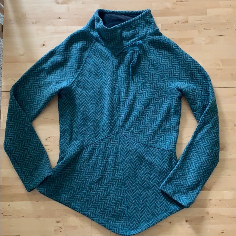 PRANA beautiful teal wool sweater. Size M